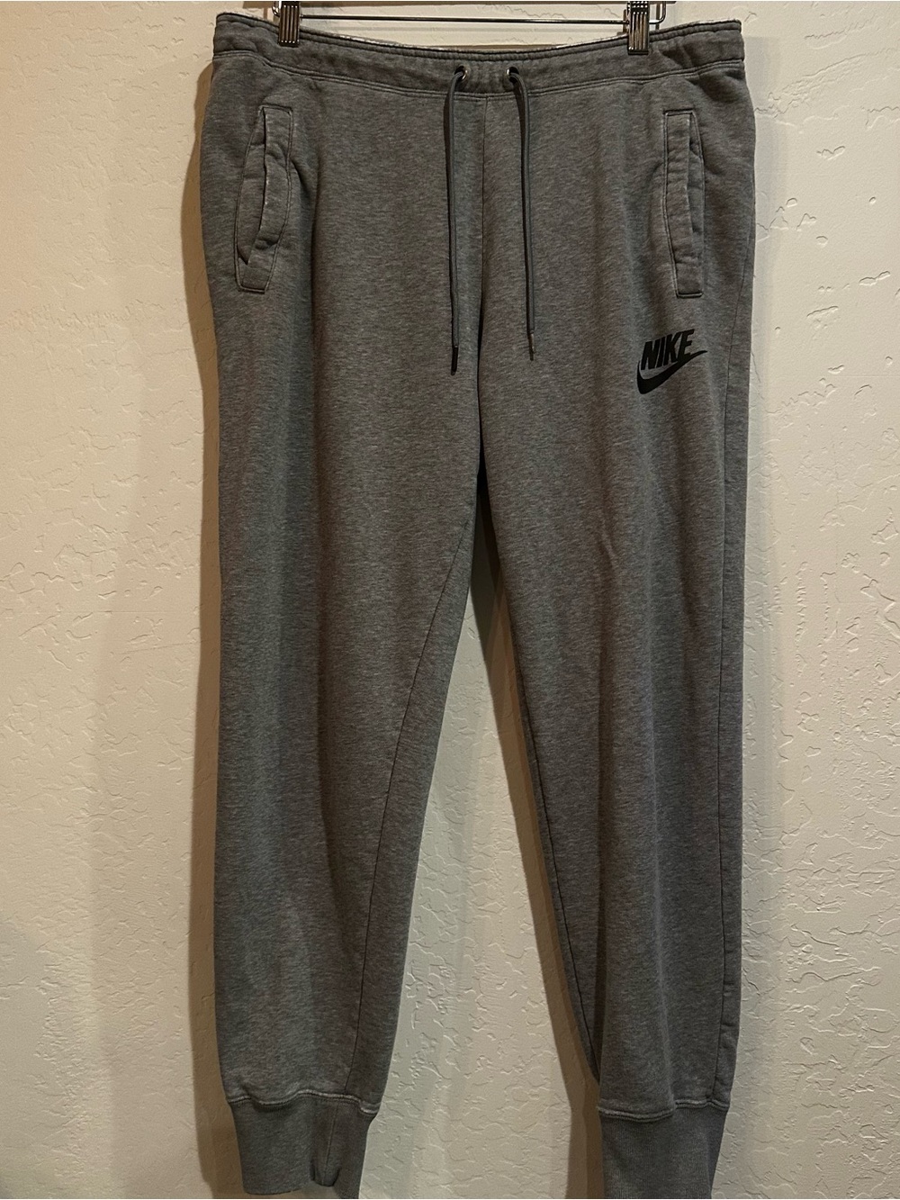 Nike Gray Club Fleece Just Do It Inverted Waistband Joggers Sweatpants Large